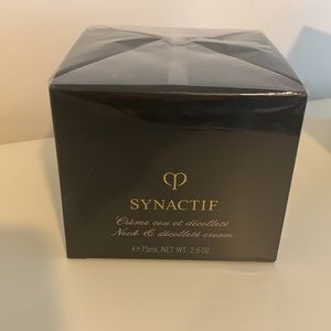 Cle de Peau Beaute Synactif Neck and Décolleté Cream